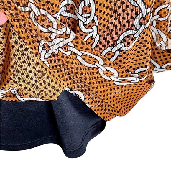 New Direction Top Sz L Mocha And White Chainlink Print  Mesh With Lining Pleats - Picture 4 of 8